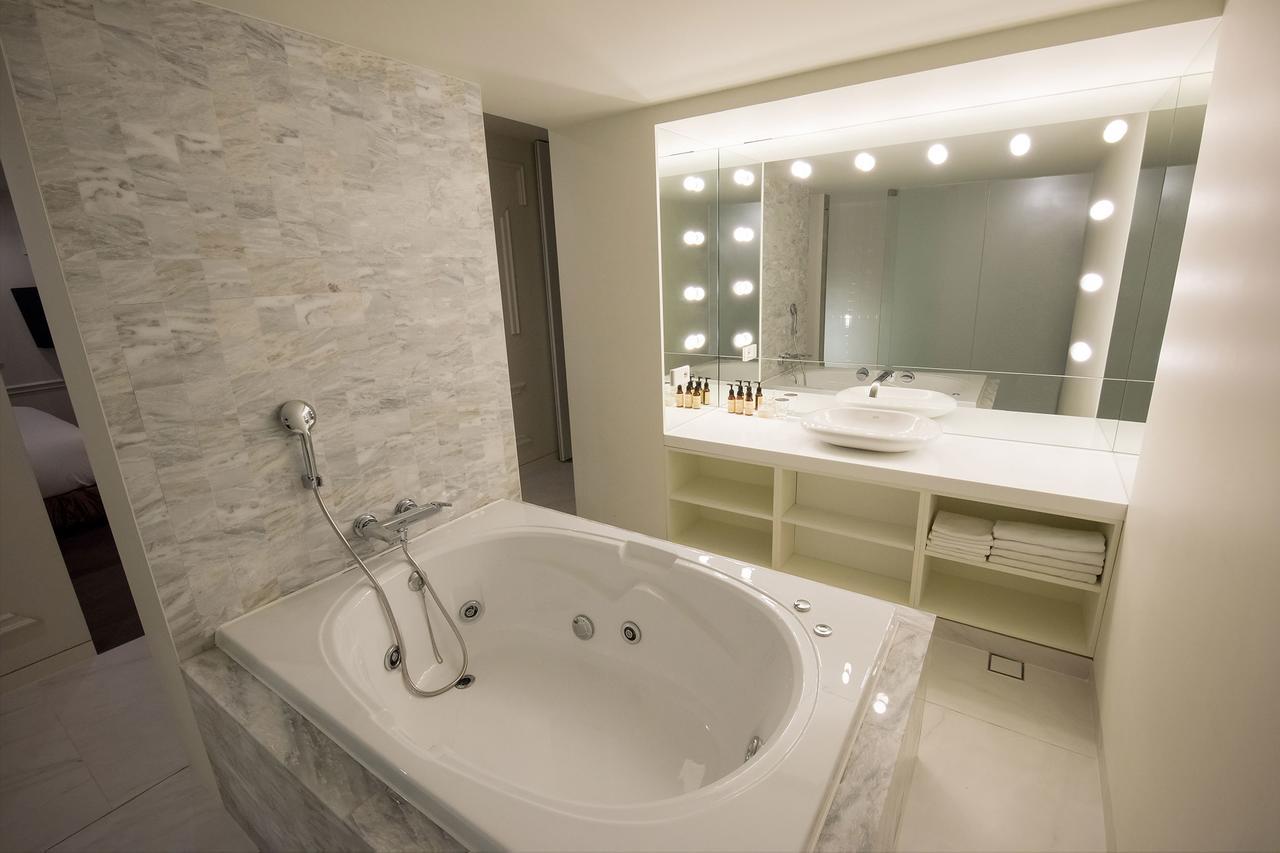 Nineth Hotel Séoul Extérieur photo